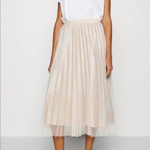 Cream Tulle Midi Skirt